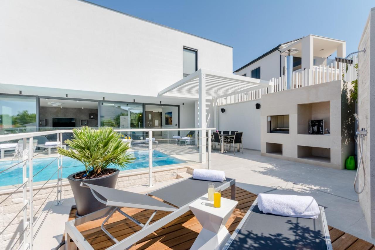 Villa Vitae & Villa Pax Sutivan Kültér fotó